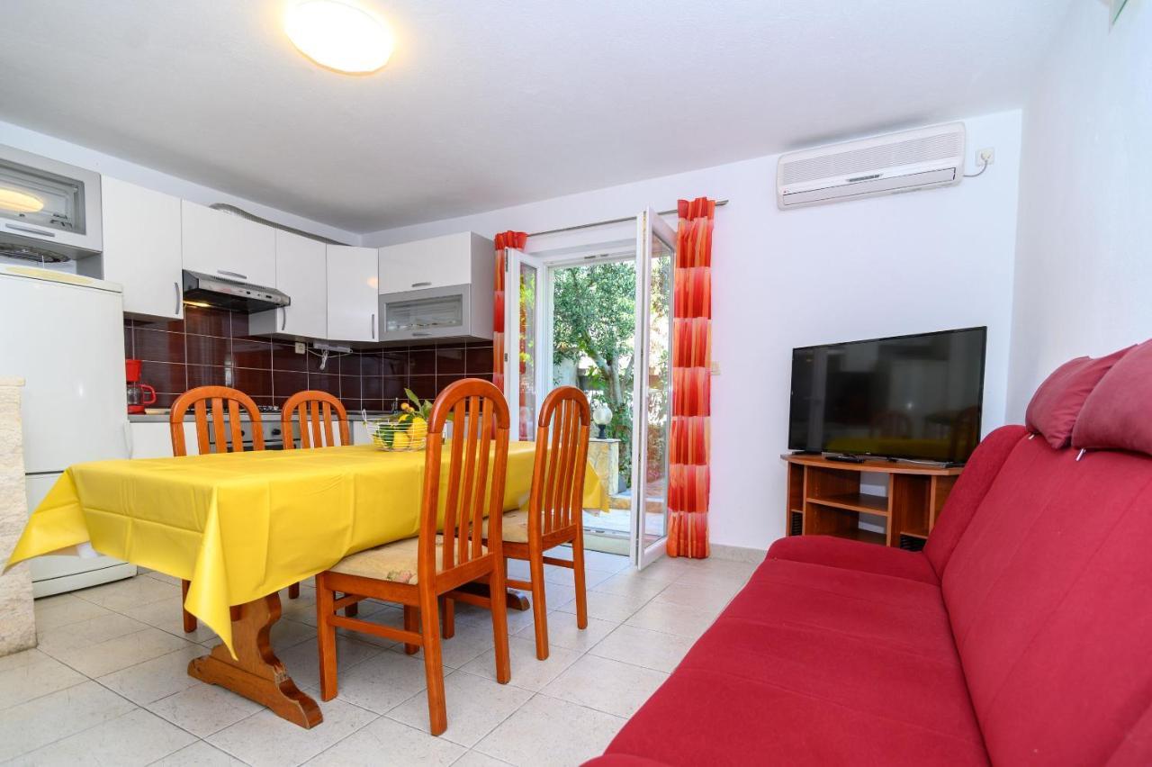Apartments Vice Trogir Exterior foto