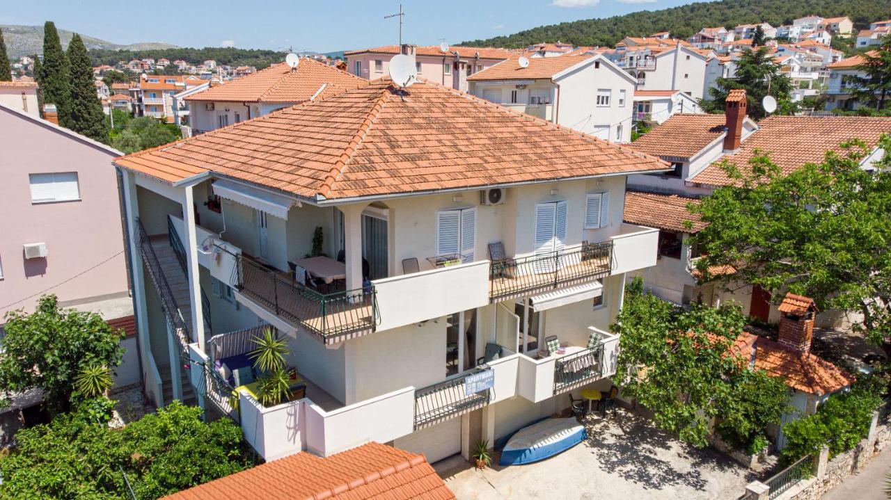 Apartments Vice Trogir Exterior foto